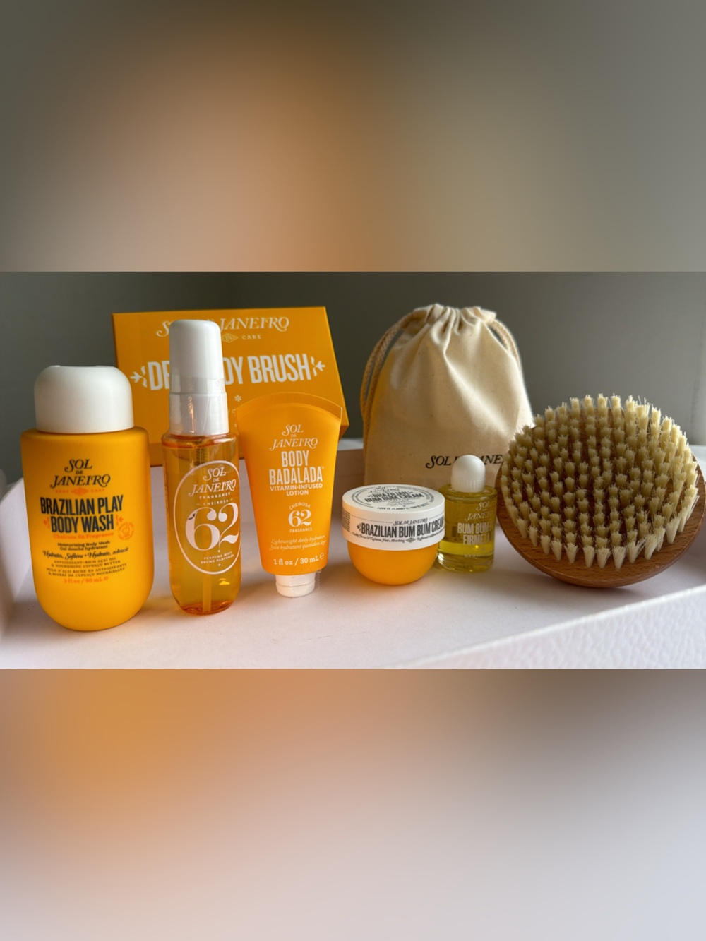 New,unused & authentic Sol de Janeiro Body Care Set with Brush & Oil@